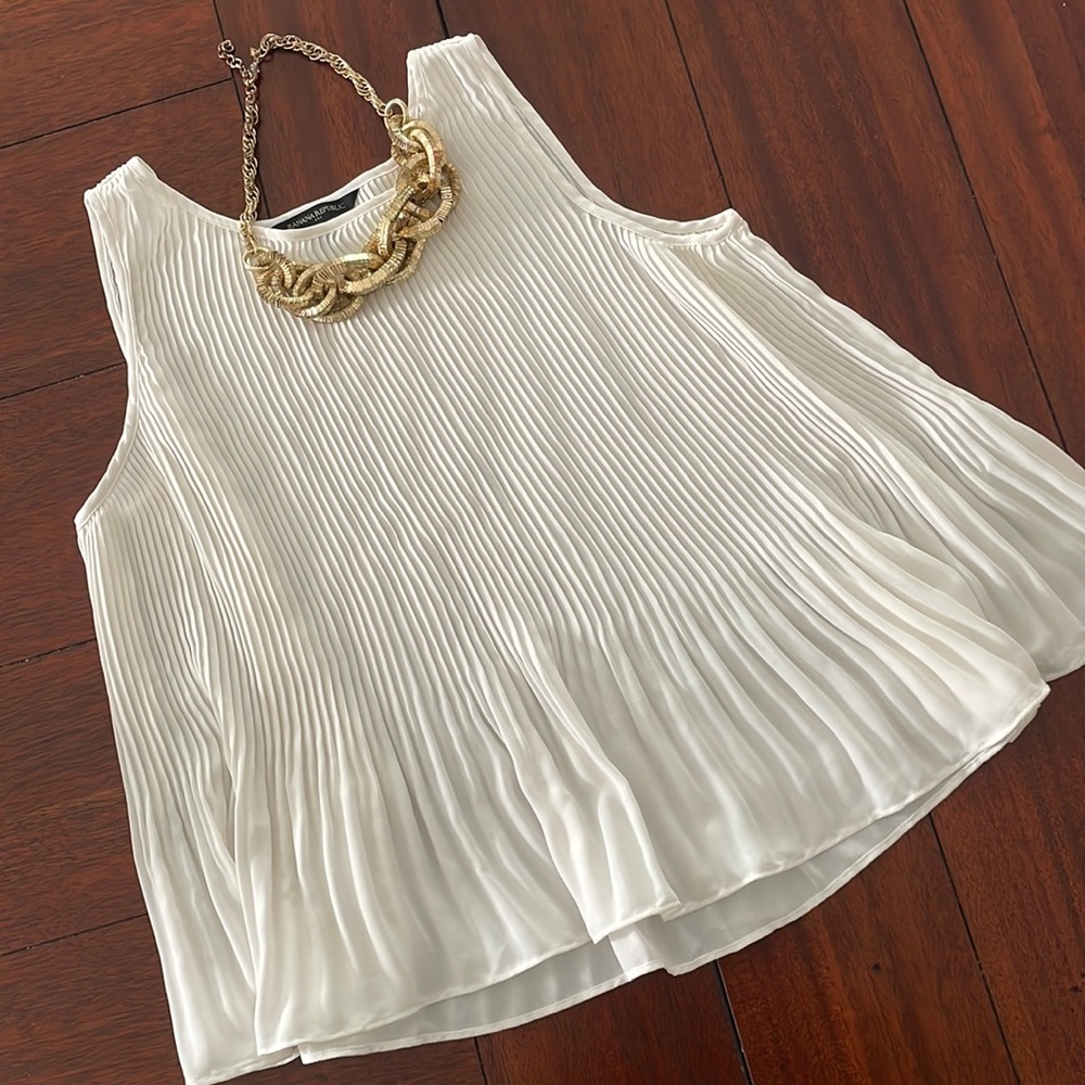 Banana republic pleated small petite top